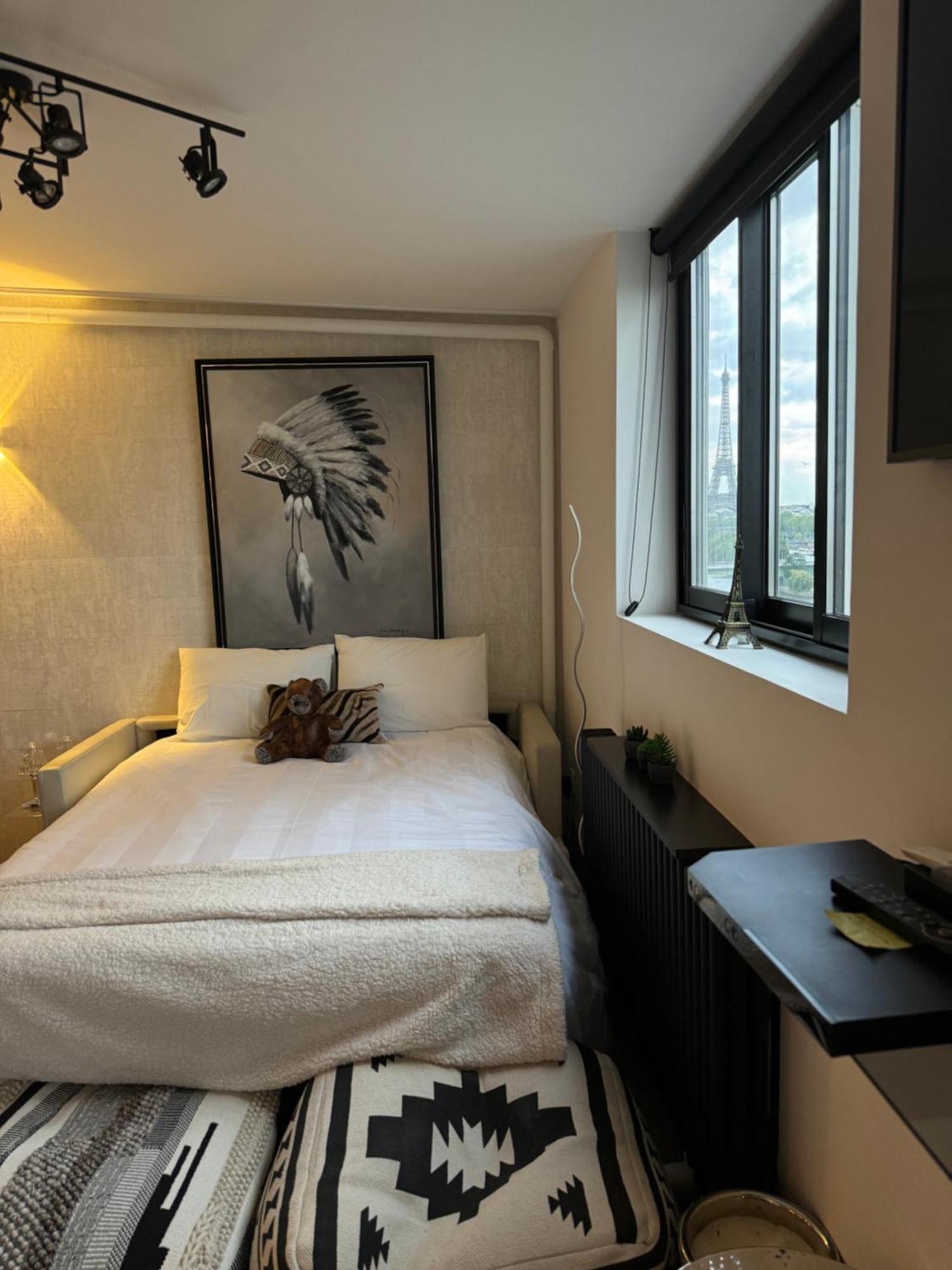 Appartement Vue Tour Eiffel Paris 16 Eme Zewnętrze zdjęcie